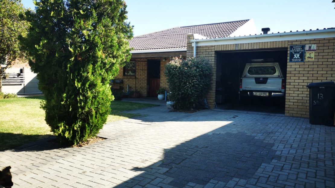 Home in Windsor Park, Kraaifontein Loudor Properties